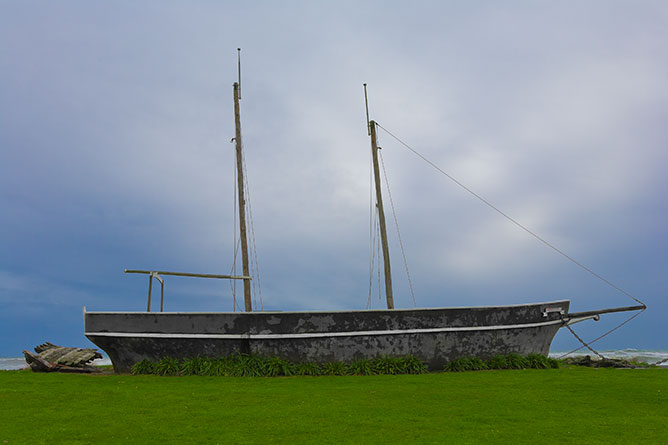 Tambo Shipwreck Memorial, Hokitika New Zealand